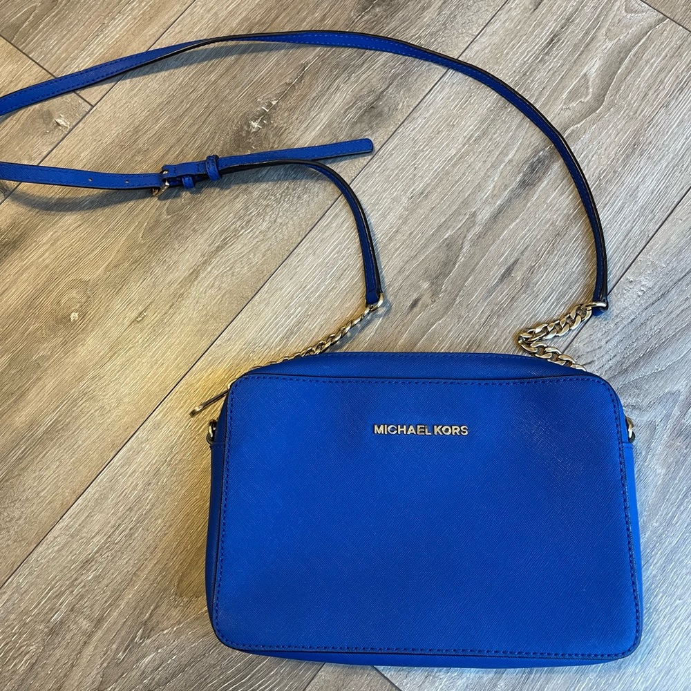 Michael Kors Royal Blue Jet Set Crossbody